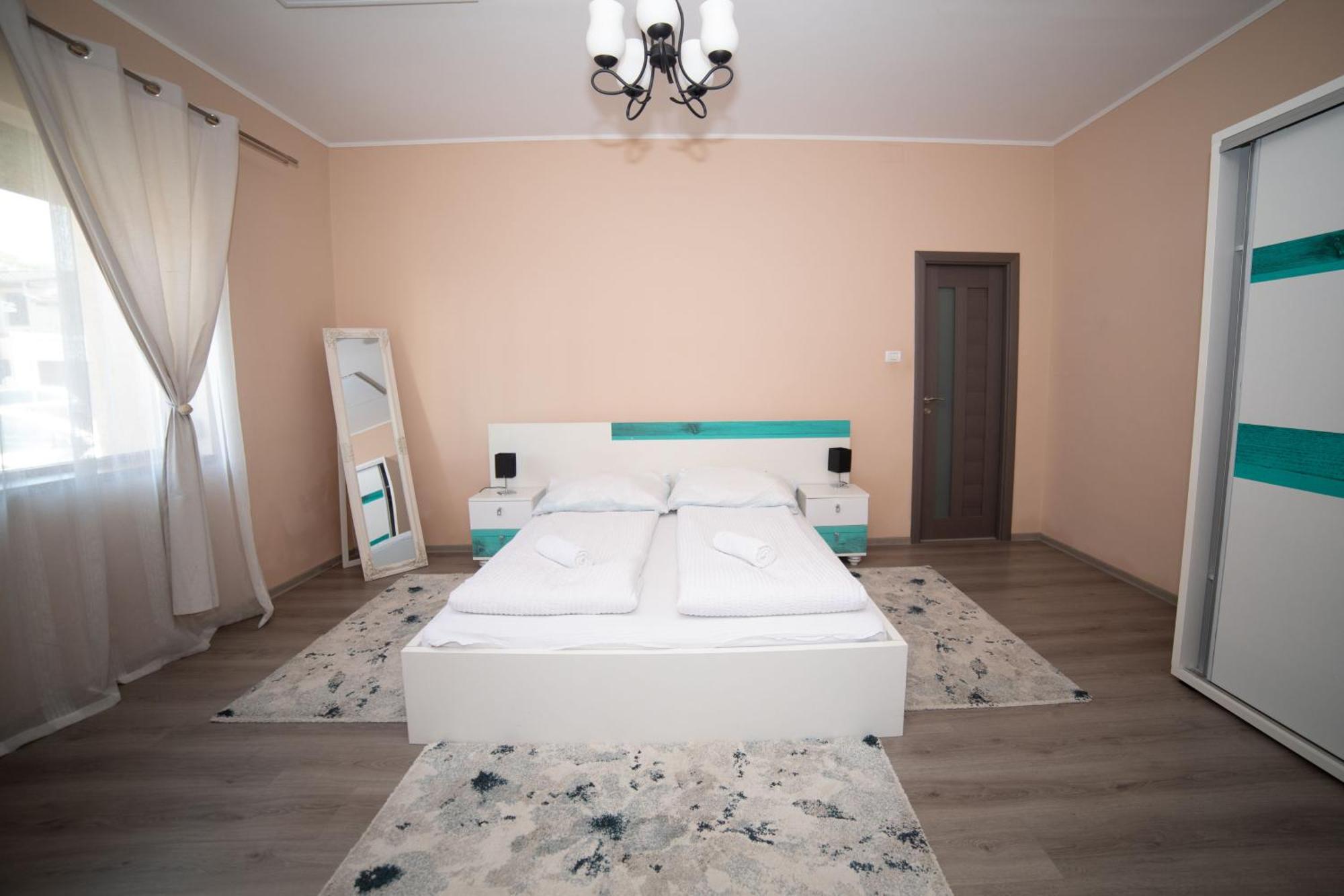 Milan House Lägenhet Arad Exteriör bild